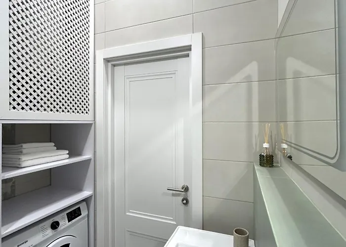 דירה Modern Apartment, 5mins To Rynok Square