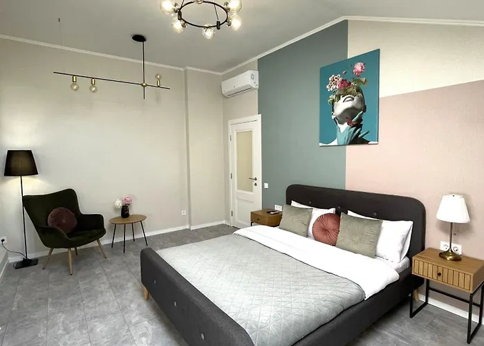 דירה Modern Apartment, 5mins To Rynok Square *